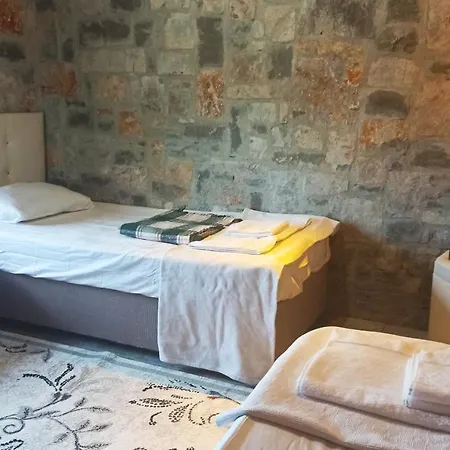 Villa Oezuem Calis فيلة *